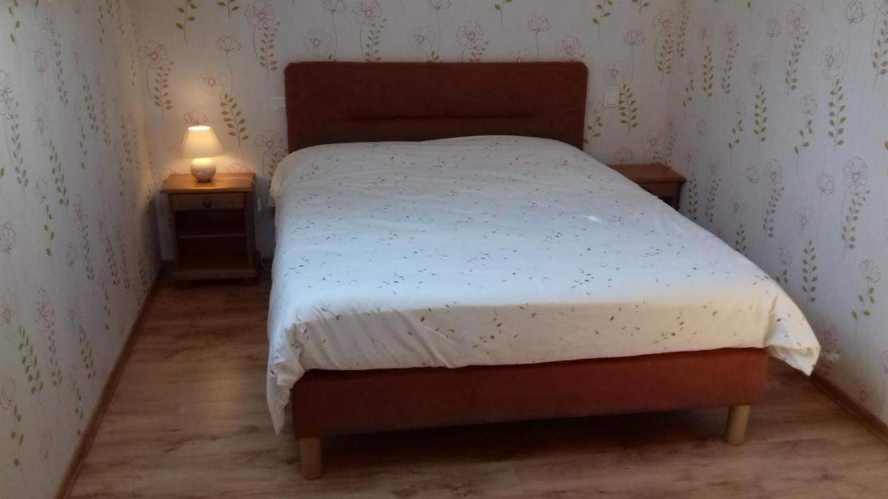 Montceau-et-Echarnant Ferme Du Pigeonnier B&B 외부 사진
