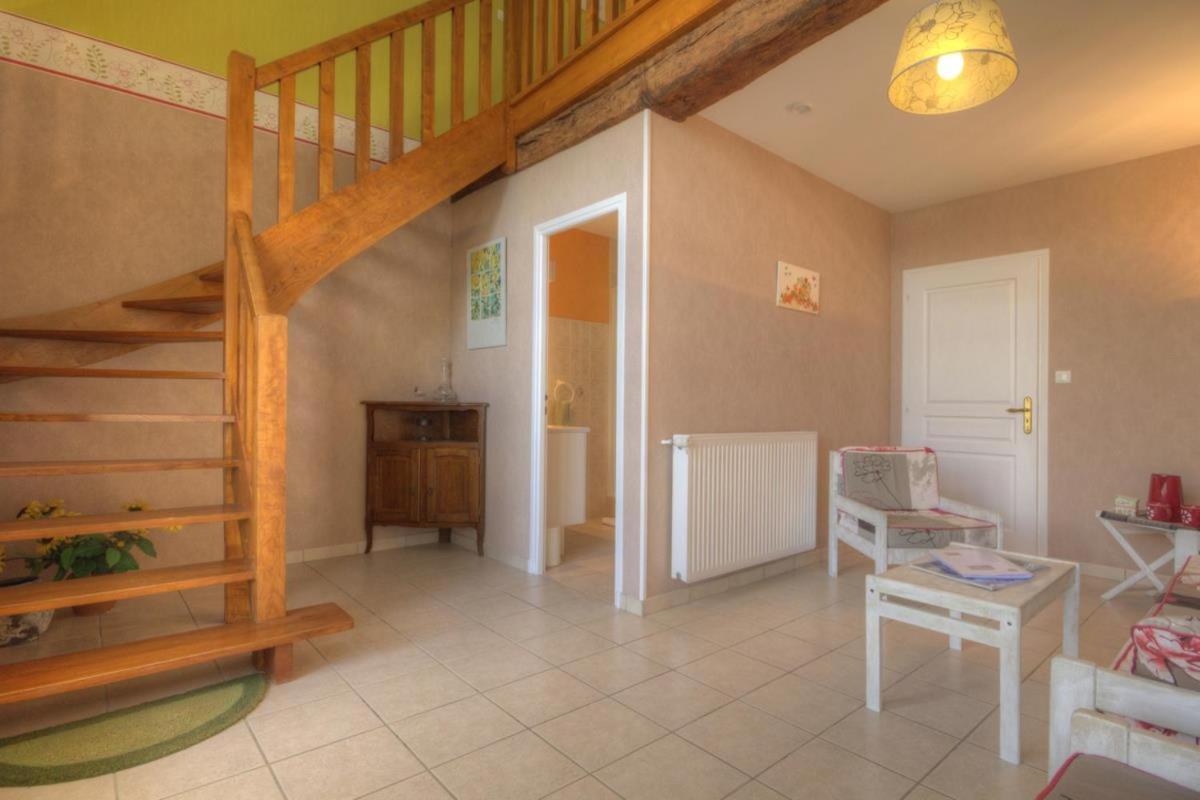 Montceau-et-Echarnant Ferme Du Pigeonnier B&B 외부 사진